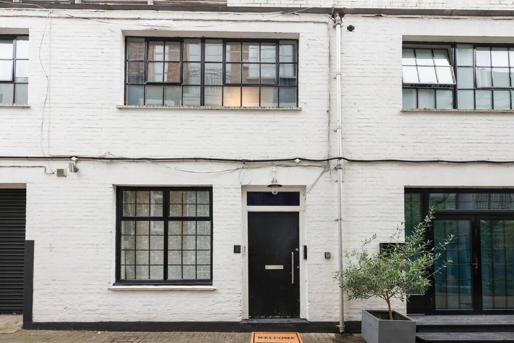 Appartamento Two-bedroom Short Term & Flexible Renting Hackney With Free Wifi And Roof Terrace! Londra